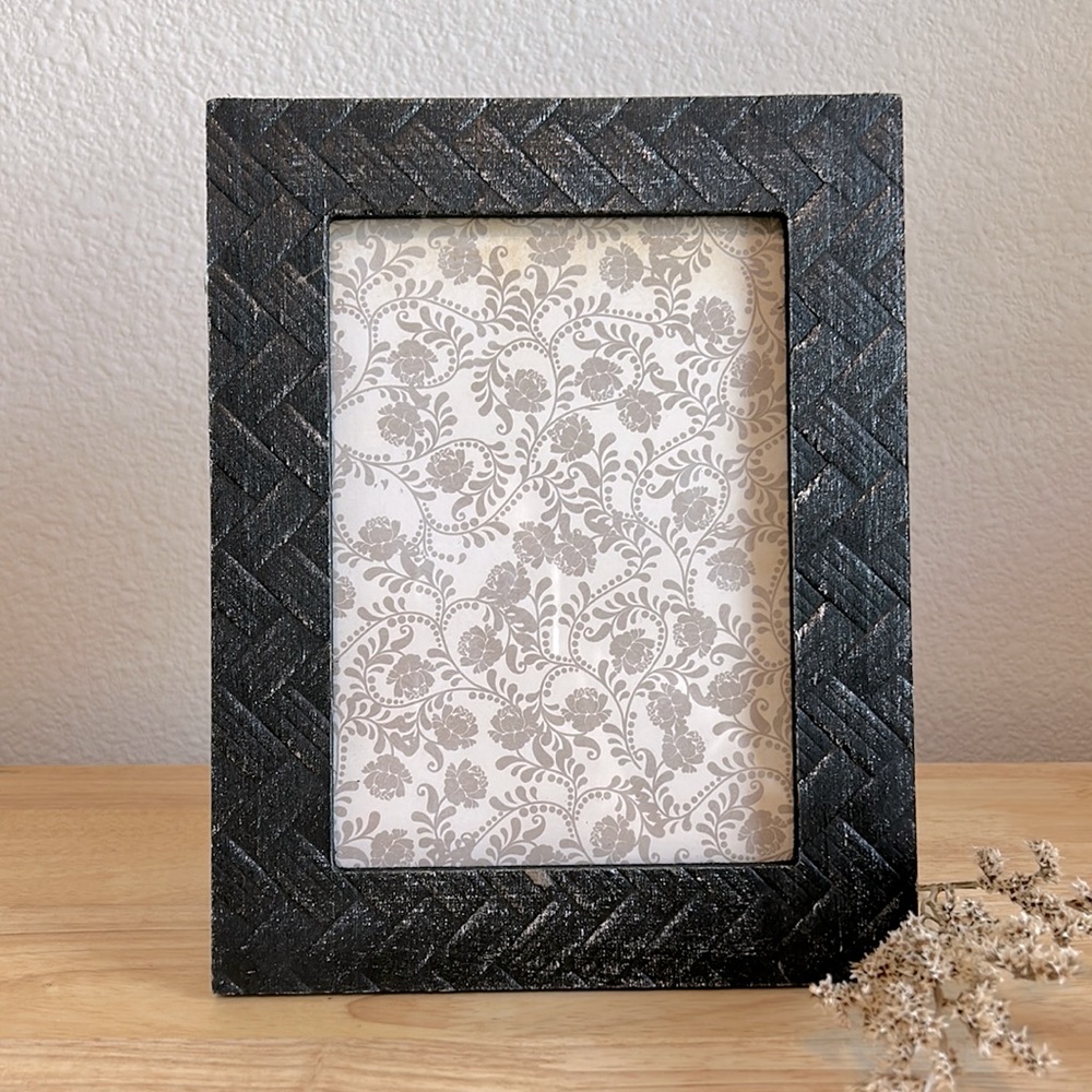 Black Picture Frame